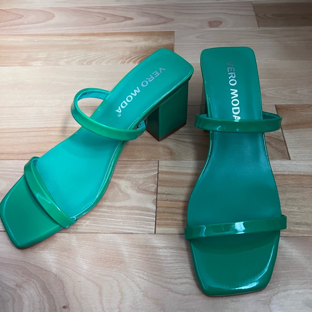 Vero Moda strappy sandals size 5